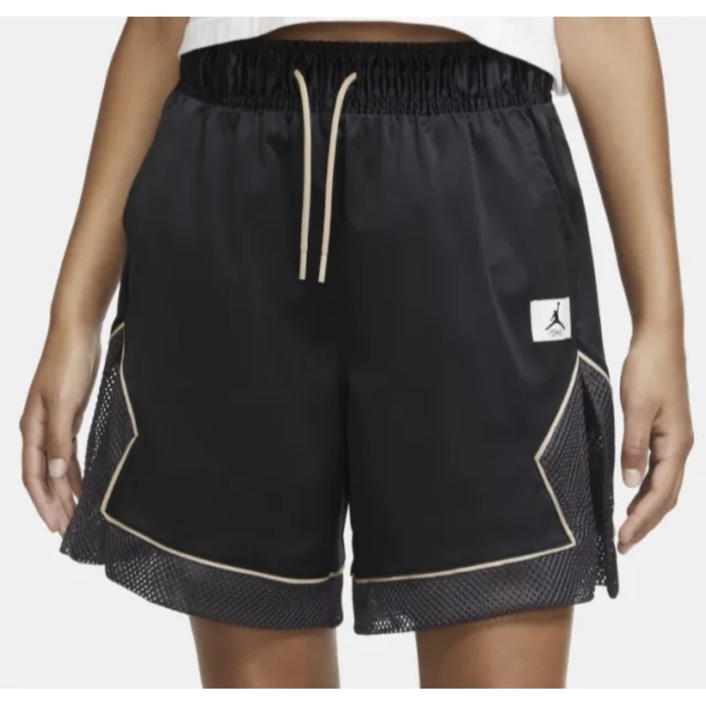 NWT Women's Jordan Essentials Diamond Shorts
